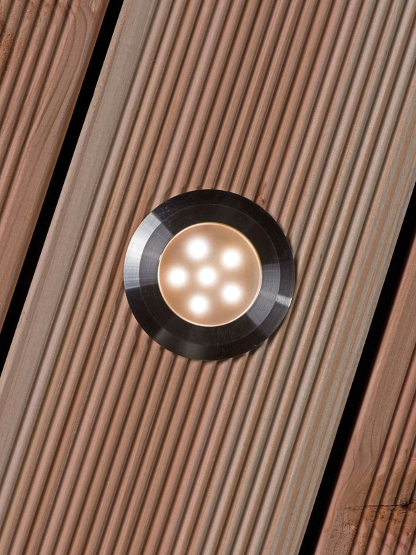 Einbauleuchte Sirius Warmweiss Einbauleuchte Sirius Warmweiss in Holz verbaut von oben